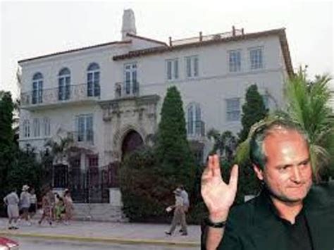 cosa bisogna sapere su gianni versace|gianni versace facts.